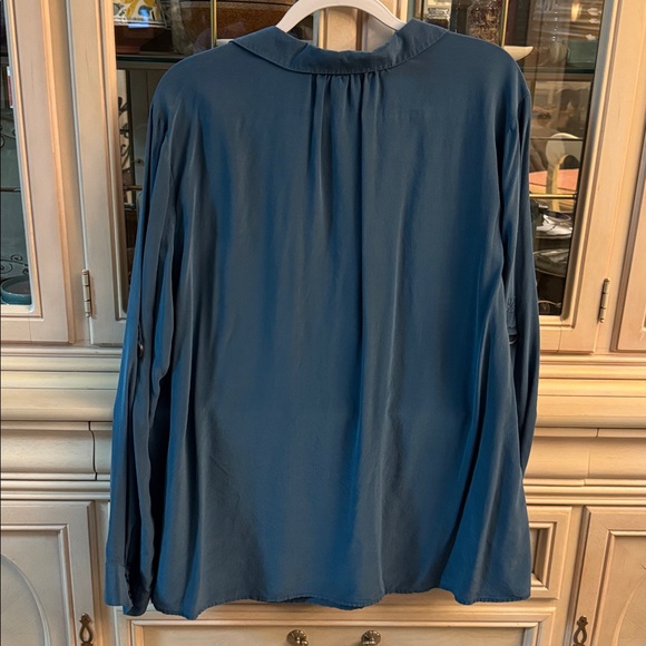 Eileen Fisher Blue Crepe Silk Blouse - Picture 3 of 9
